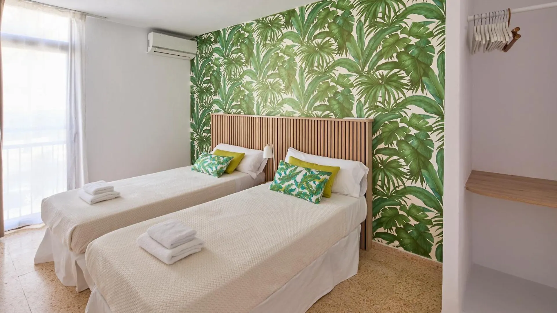Los Escondidos Ibiza Suites Плайя Ден Босса 3*,  Испания