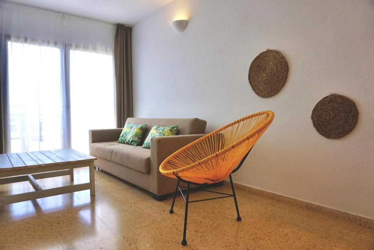 Aparthotel Los Escondidos Ibiza Suites Playa d'en Bossa