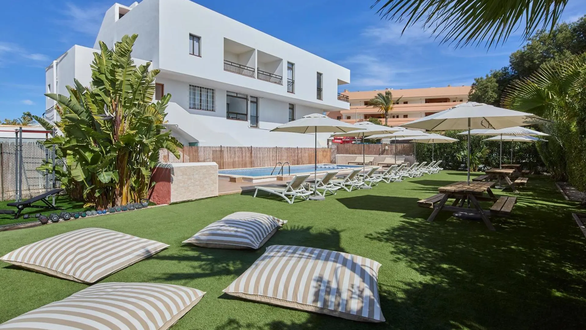 Apartahotel Los Escondidos Ibiza Playa d'en Bossa