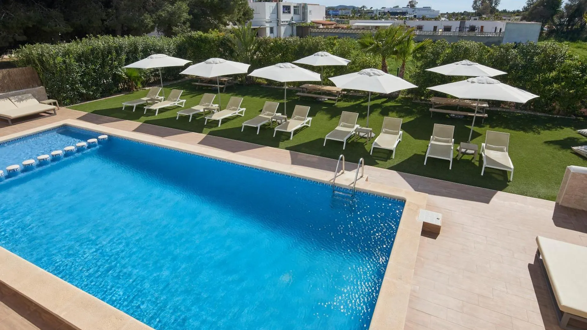 Apartahotel Los Escondidos Ibiza Playa d'en Bossa