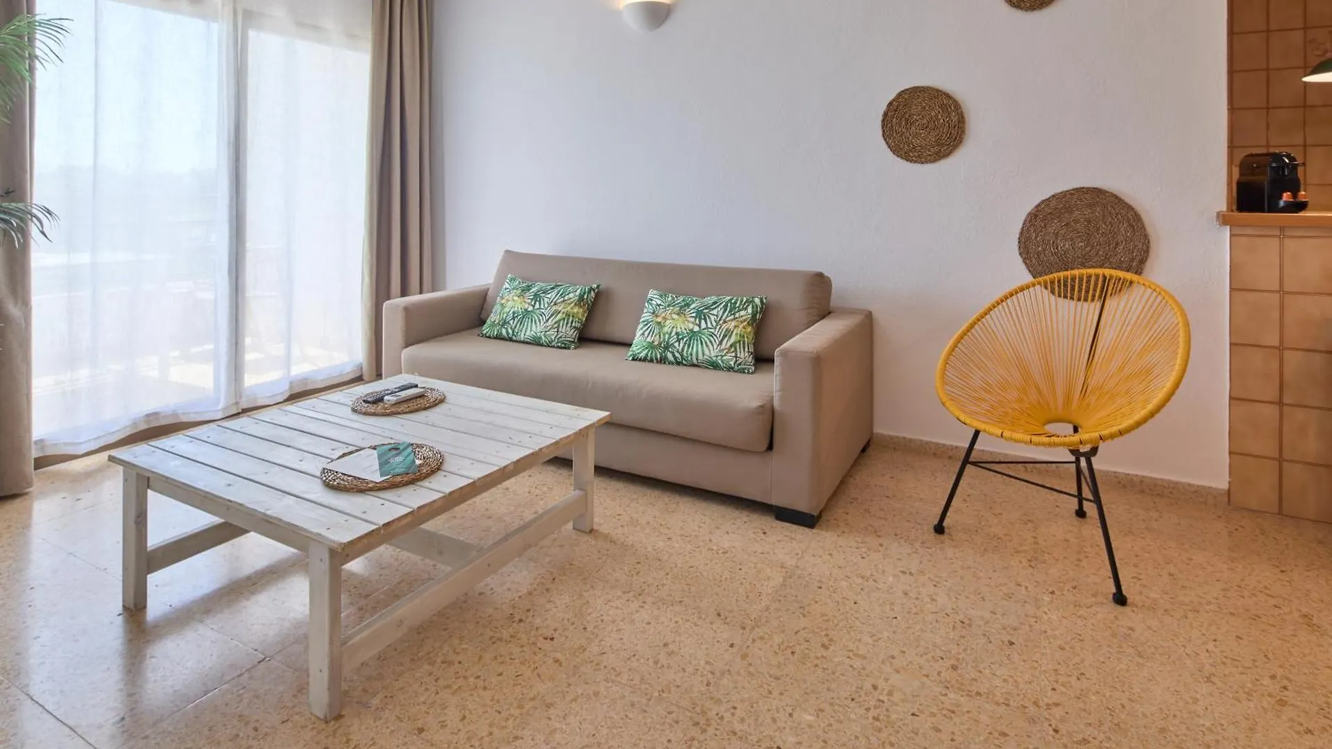 Los Escondidos Ibiza Suites Playa d'en Bossa Aparthotel