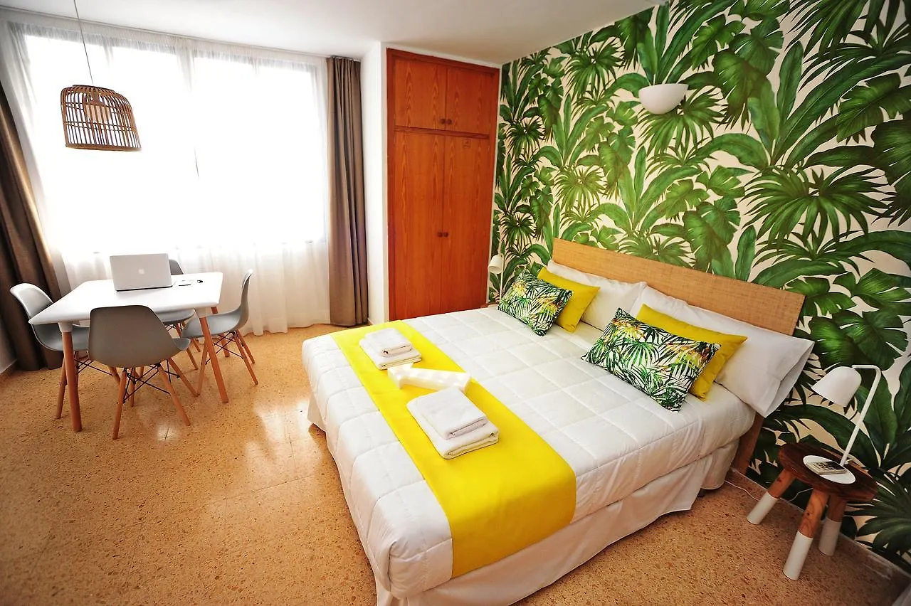 Los Escondidos Ibiza Suites Playa d'en Bossa 3*,  Spain